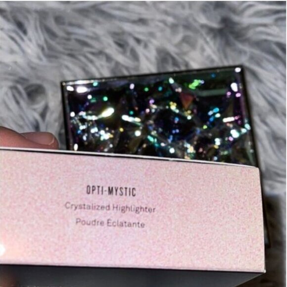 Smashbox the hoodwitch crystallized highlighter - opti-mystic - Picture 5 of 7